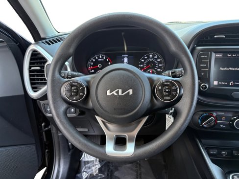 Certified 2022 Kia Soul LX image 10