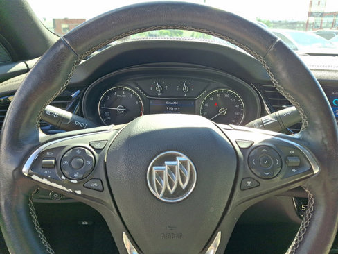 Used 2020 Buick Regal Avenir w/ Driver Confidence Package II image 21