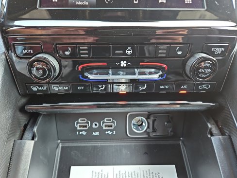 New 2025 Jeep Grand Cherokee L Altitude image 27