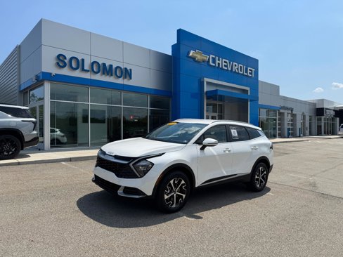 Used 2023 Kia Sportage EX image 1