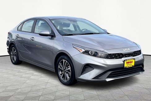 Used 2023 Kia Forte LXS image 1