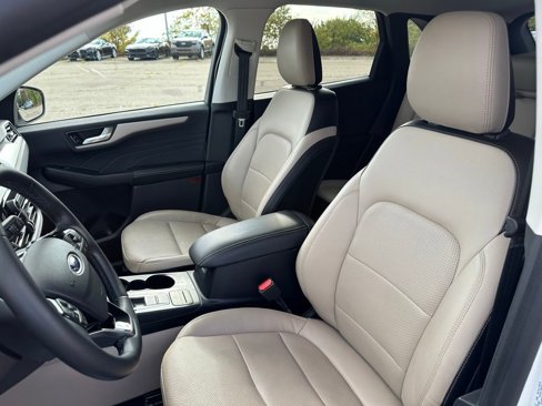 Certified 2022 Ford Escape SEL image 11