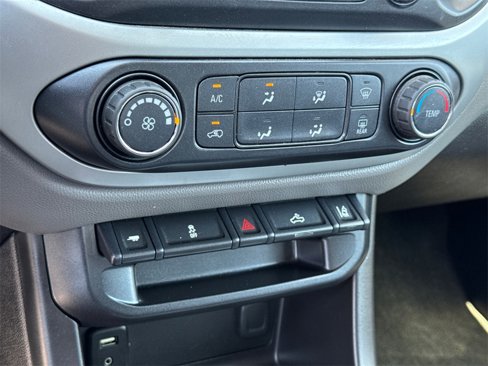 Used 2016 Chevrolet Colorado LT w/ LT Convenience Package image 30