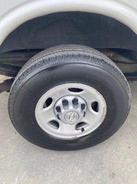 Used 2017 Chevrolet Express 3500 image 28