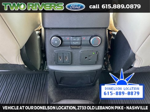 Used 2018 Ford Explorer Platinum image 32
