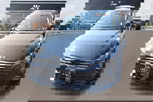 New 2025 Kia K4 LXS image 7