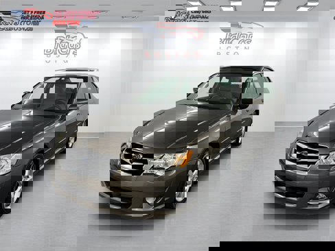 Used 2009 Subaru Legacy 2.5i Limited image 1
