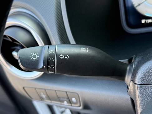 Used 2023 Hyundai Kona SEL image 30