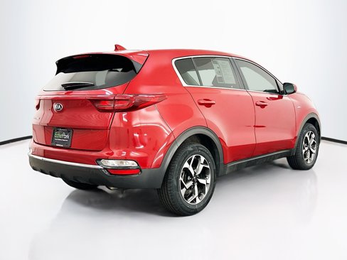 Used 2022 Kia Sportage LX image 9