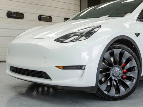 Used 2020 Tesla Model Y Performance image 15