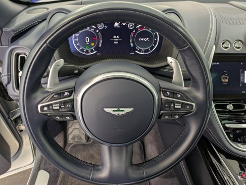 Used 2024 Aston Martin DBX 707 image 11