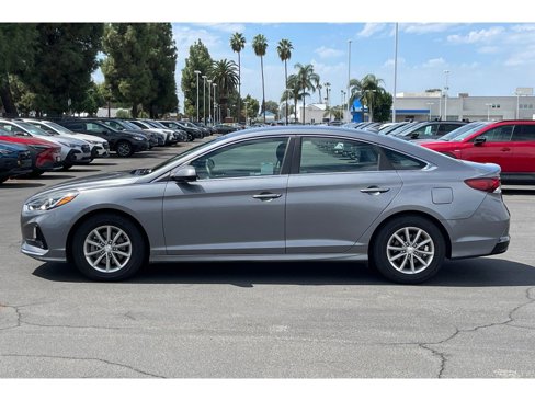 Used 2018 Hyundai Sonata SE w/ Cargo Package image 2