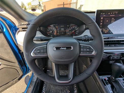 New 2025 Jeep Compass Limited image 21
