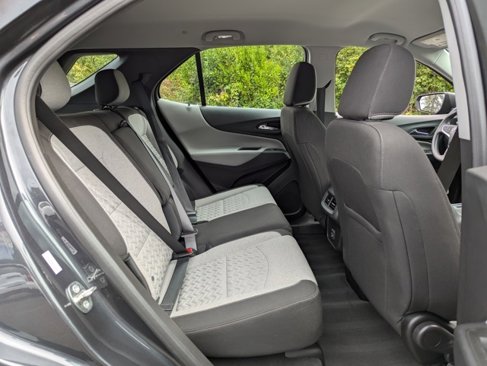 Used 2022 Chevrolet Equinox LS image 30