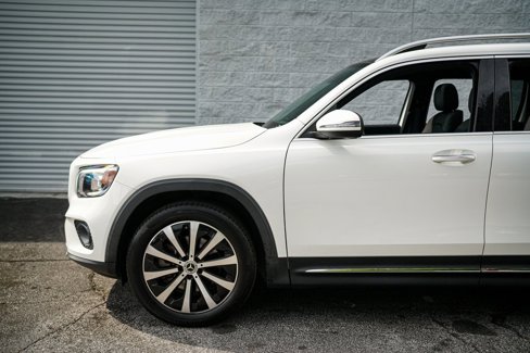 Used 2021 Mercedes-Benz GLB 250 w/ Premium Package image 10