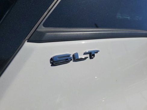 Used 2022 GMC Terrain SLT image 7