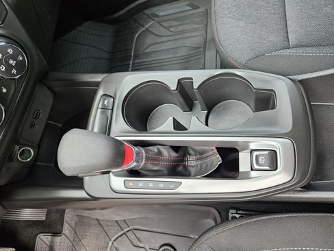 Certified 2024 Chevrolet Trax RS image 27