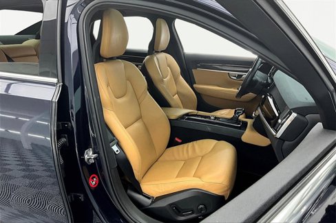 Used 2017 Volvo S90 T5 Momentum w/ Vision Package image 7