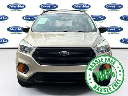Used 2017 Ford Escape S image 2