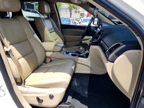 Used 2019 Jeep Grand Cherokee Limited image 20