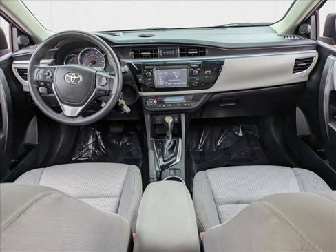 Used 2014 Toyota Corolla LE image 16