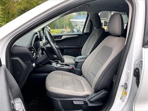 Used 2022 Ford Escape SE w/ Cold Weather Package image 20