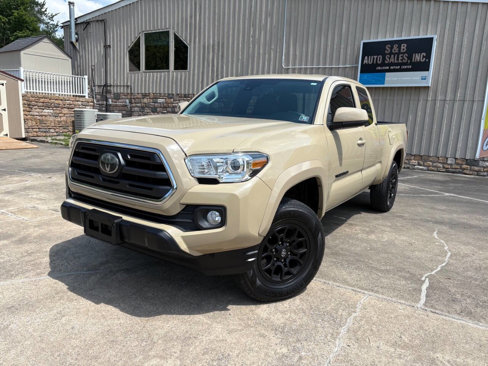 Used 2019 Toyota Tacoma SR5 image 1