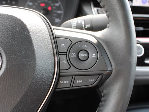 Used 2024 Toyota Corolla SE image 29