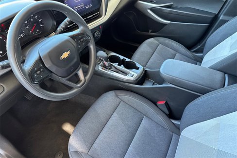 Used 2024 Chevrolet Trax LS w/ Driver Confidence Package image 4
