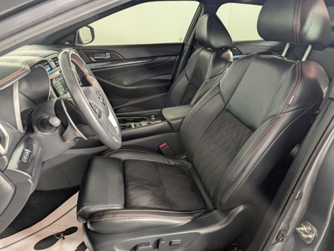 Used 2019 Nissan Maxima SR w/ Premium Package image 16