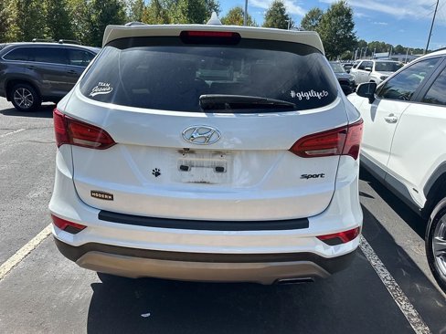 Used 2017 Hyundai Santa Fe Sport image 8