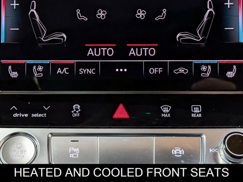 Used 2019 Audi e-tron Prestige w/ Prestige Package image 30