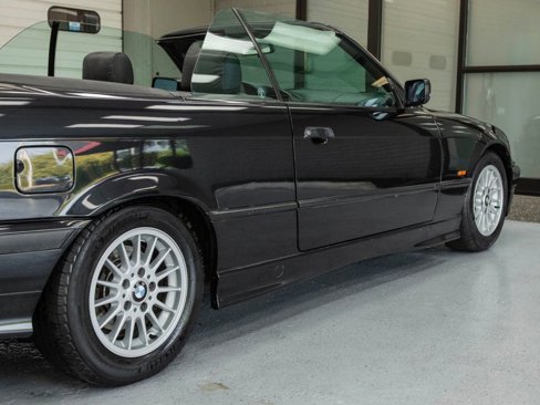 Used 1997 BMW 328i Convertible image 33