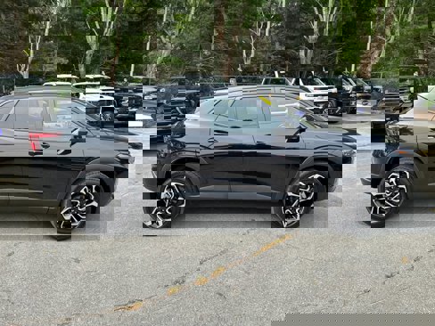 Used 2024 Chevrolet Trax RS w/ Sunroof Package image 7