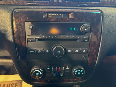 Used 2016 Chevrolet Impala LT image 18