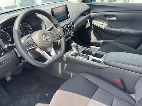 New 2025 Nissan Sentra SV image 9
