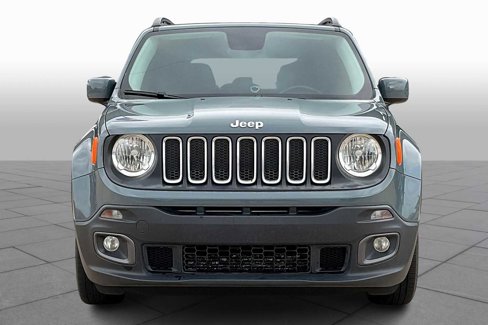 Used 2017 Jeep Renegade Latitude image 4