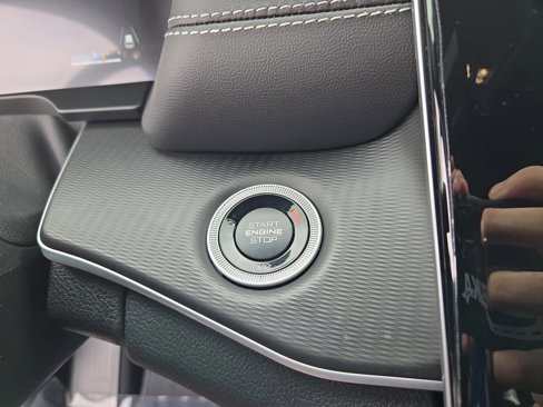 New 2025 Jeep Grand Cherokee L Laredo w/ Luxury Tech Group I image 18