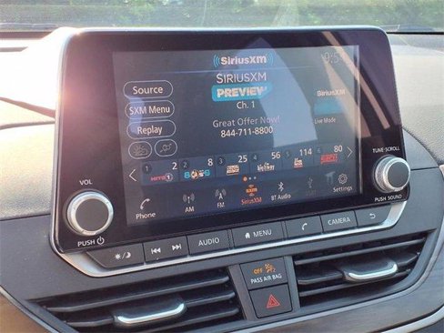 Used 2023 Nissan Altima 2.5 SV image 12
