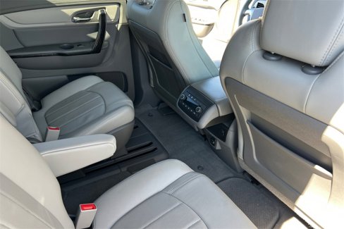 Used 2017 Chevrolet Traverse Premier image 22