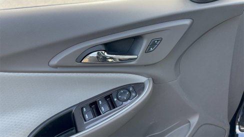 Used 2020 Chevrolet Malibu LS image 11