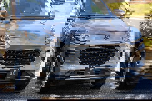 Used 2020 Ford Escape SE image 6