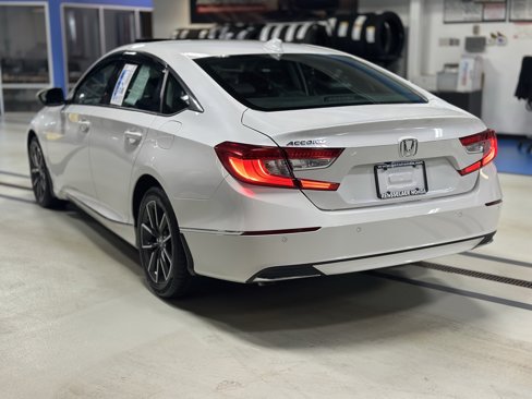 Used 2021 Honda Accord EX-L image 6