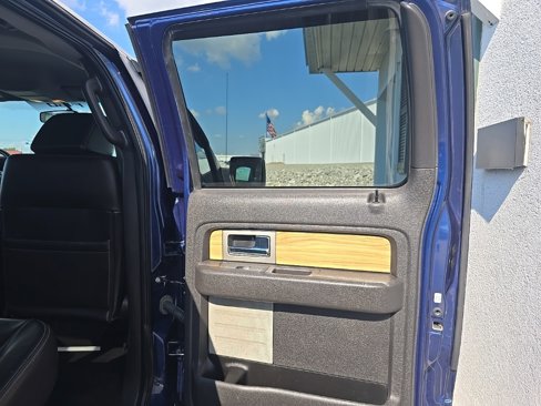 Used 2011 Ford F150 Lariat w/ Lariat Plus Pkg image 17
