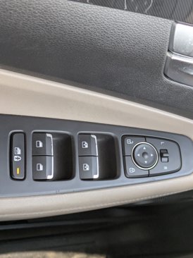 Used 2022 Hyundai Santa Fe SEL w/ Convenience Package image 21