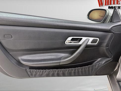 Used 2004 Mercedes-Benz SLK 230 image 11