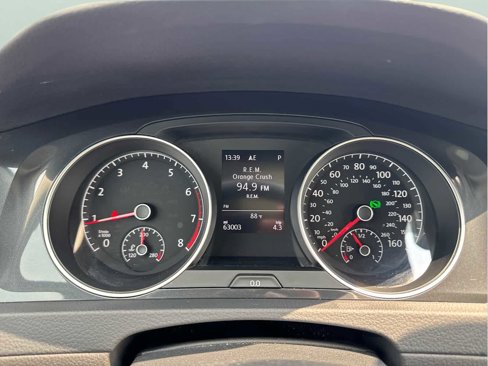 Used 2018 Volkswagen Golf SE image 21