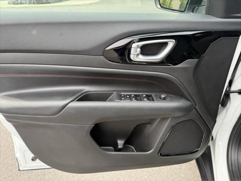 Certified 2024 Jeep Compass Trailhawk image 11