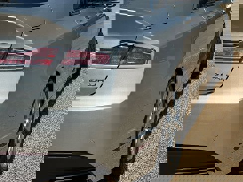 Used 2014 Lincoln MKZ Hybrid w/ Equipment Group 202A Reserve image 4
