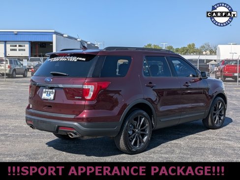 Used 2018 Ford Explorer XLT w/ XLT Appearance Package image 8